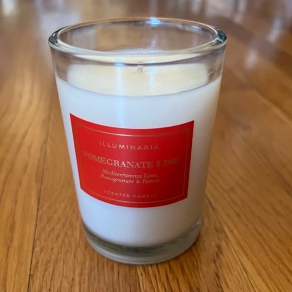 Illuminaria Pomegranate Lime Scented Candle - Picture 1 of 7